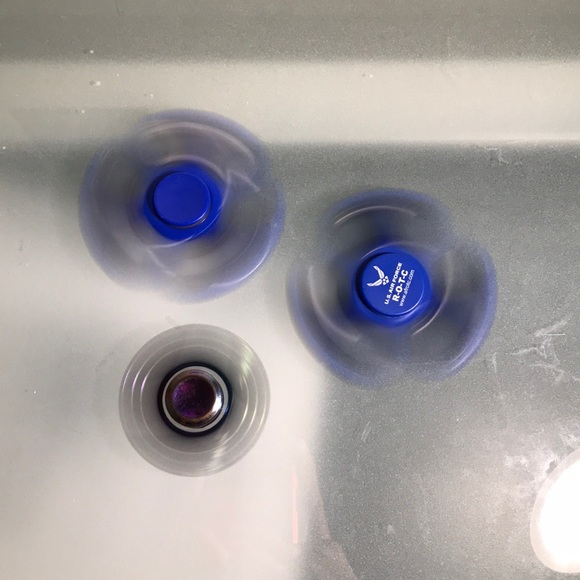 Fidget Spinner - Picture 2 of 2